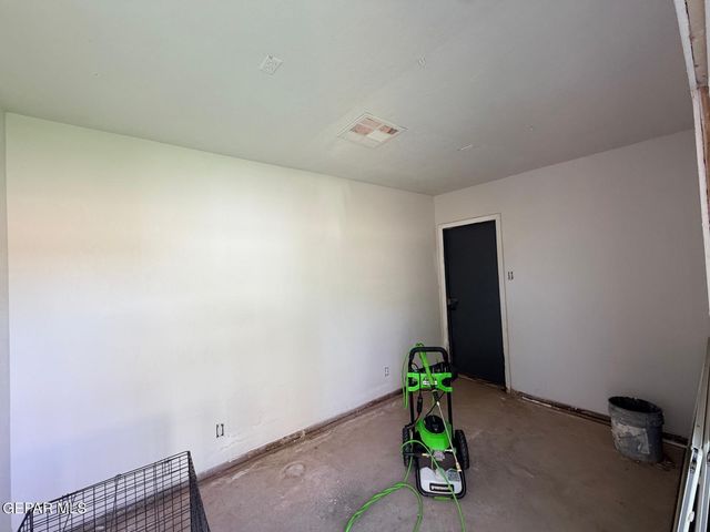 3709 ROSLYN Drive, Horizon City, TX 79928