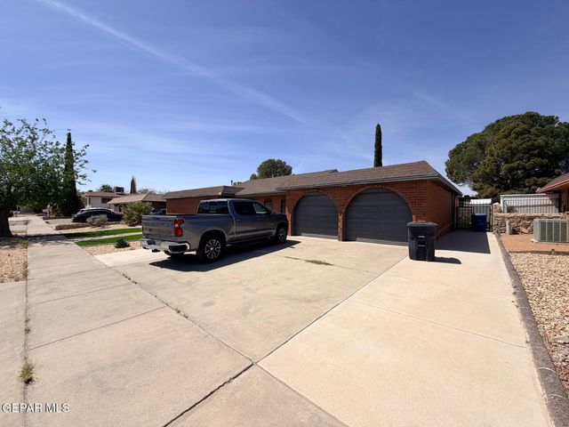 3709 ROSLYN Drive, Horizon City, TX 79928