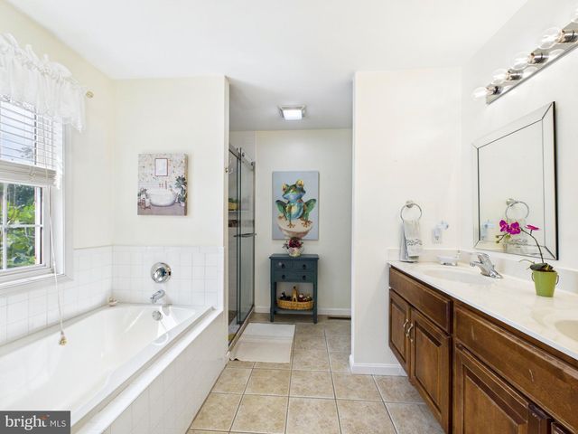 16733 WOODLAND CT, Bridgeville, DE 19933