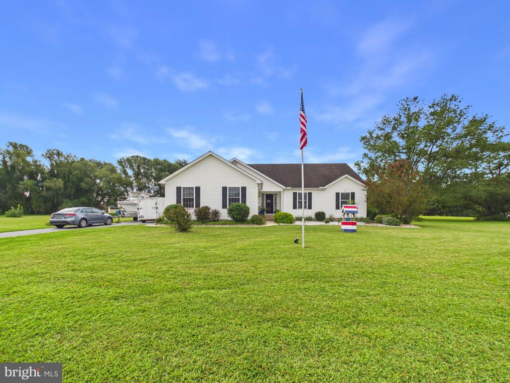 16733 WOODLAND CT, Bridgeville, DE 19933