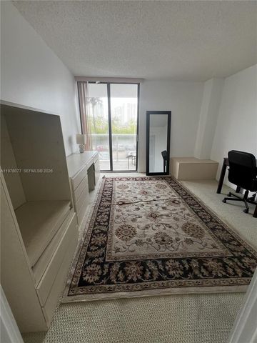 3701 N Country Club Drive 201, Aventura, FL 33180