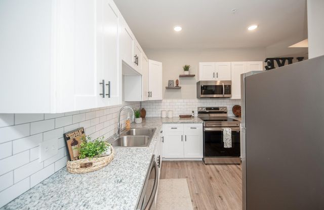 10317 Lake Road 13B, Houston, TX 77070