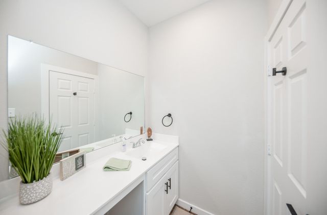 10317 Lake Road 13B, Houston, TX 77070