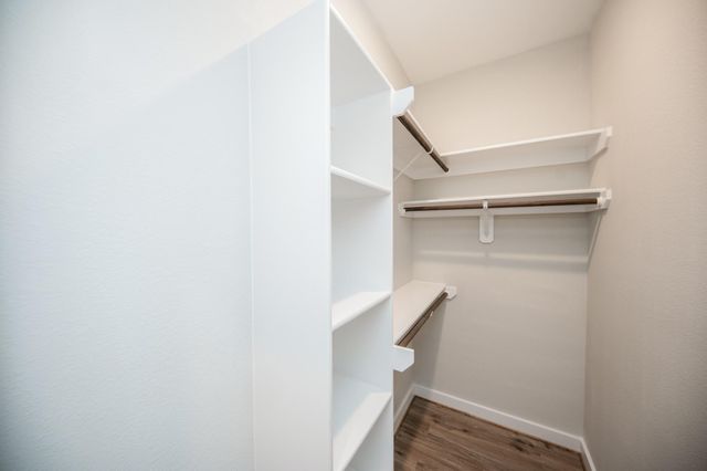 10317 Lake Road 13B, Houston, TX 77070