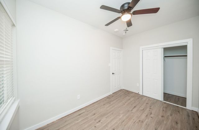 10317 Lake Road 13B, Houston, TX 77070