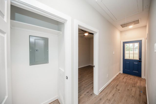 10317 Lake Road 13B, Houston, TX 77070