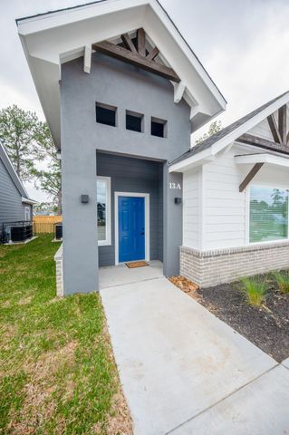 10317 Lake Road 13B, Houston, TX 77070