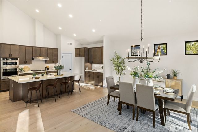 1001 Domerie Park Loop, Cle Elum, WA 98922