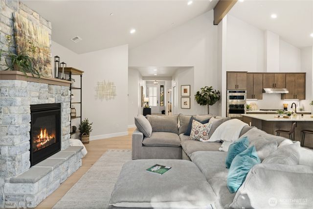 1001 Domerie Park Loop, Cle Elum, WA 98922