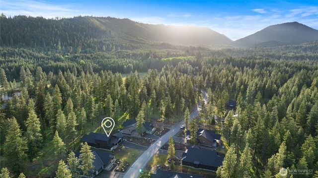 1001 Domerie Park Loop, Cle Elum, WA 98922