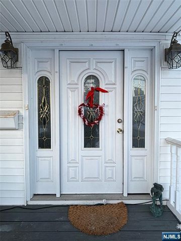 80 Ash Street, Westwood, NJ 07675