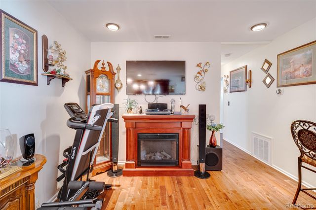 1571 University Avenue, Lincoln Park, MI 48146