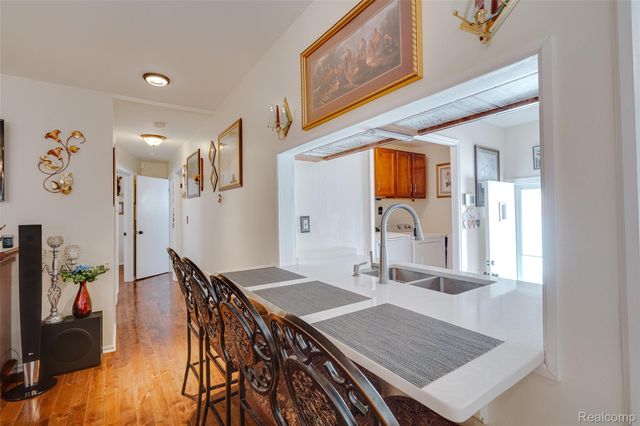 1571 University Avenue, Lincoln Park, MI 48146