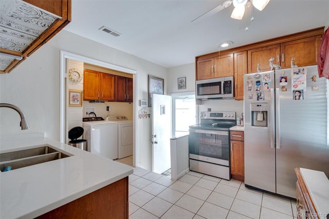 1571 University Avenue, Lincoln Park, MI 48146