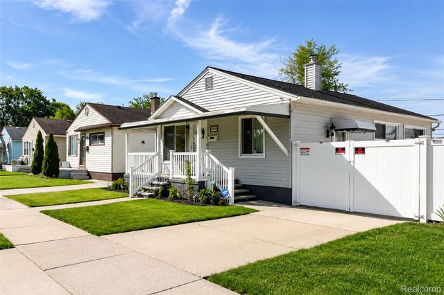 1571 University Avenue, Lincoln Park, MI 48146