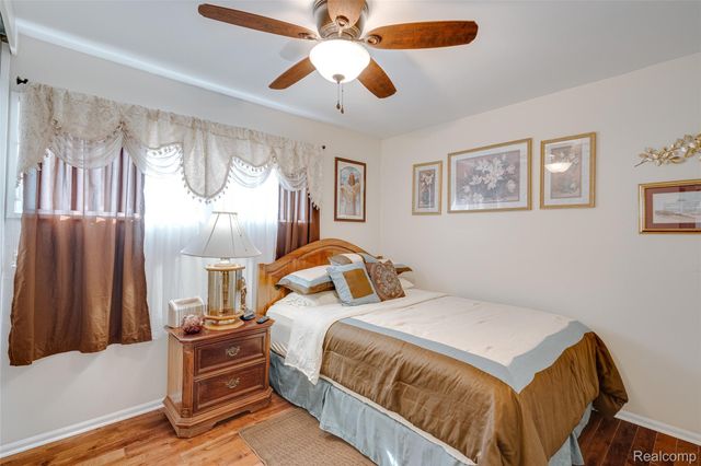 1571 University Avenue, Lincoln Park, MI 48146