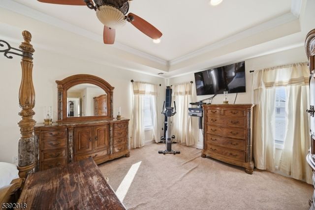 23 Dogwood Ln, Wanaque Boro, NJ 07420