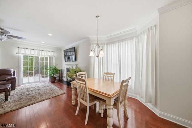 23 Dogwood Ln, Wanaque Boro, NJ 07420