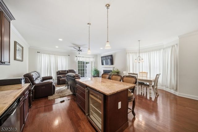 23 Dogwood Ln, Wanaque Boro, NJ 07420