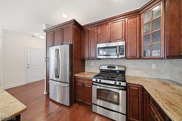 23 Dogwood Ln, Wanaque Boro, NJ 07420