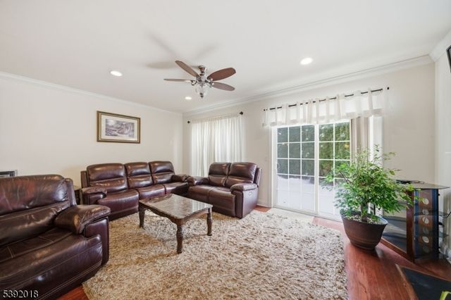 23 Dogwood Ln, Wanaque Boro, NJ 07420