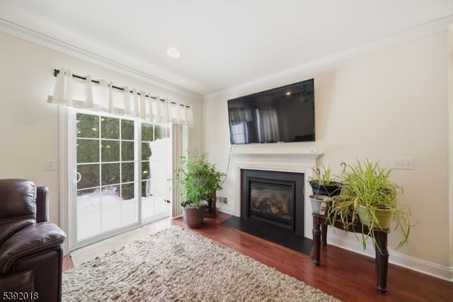 23 Dogwood Ln, Wanaque Boro, NJ 07420