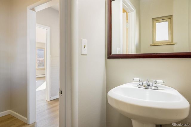 215 Lookout View Court, Golden, CO 80401