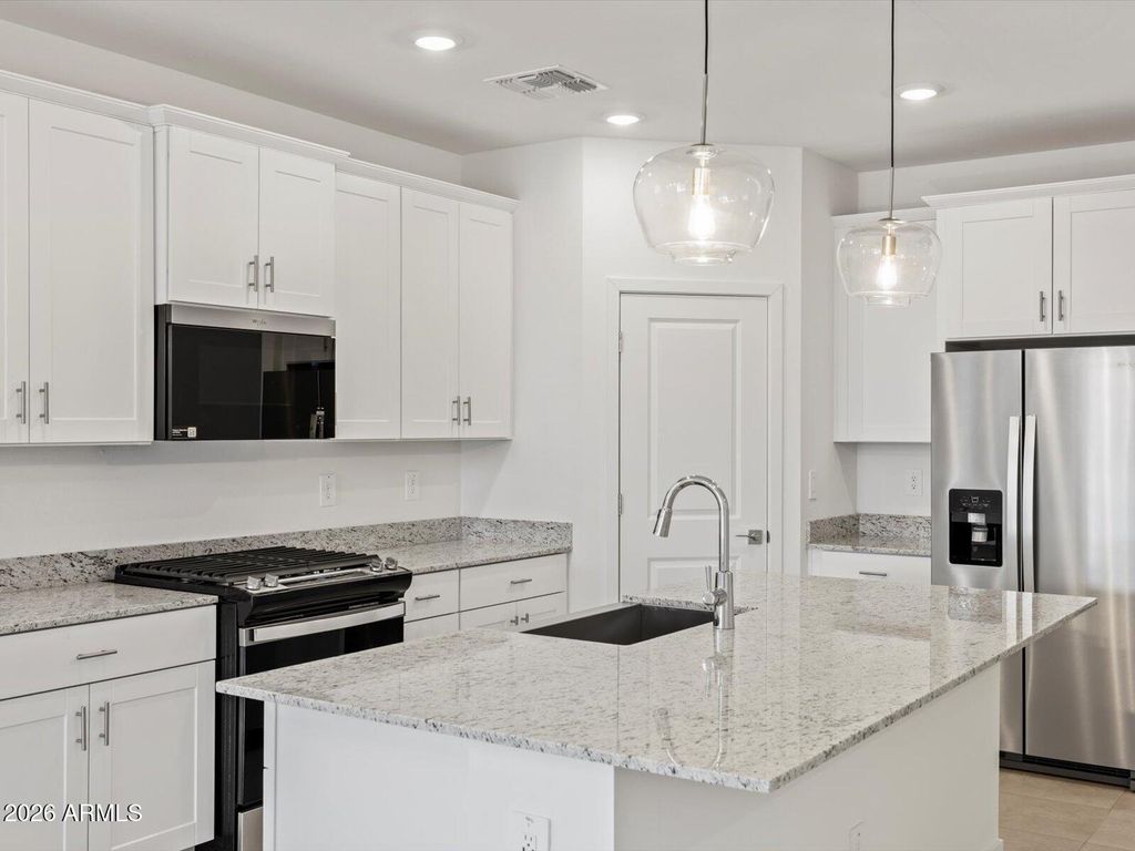 3380 N Camden Drive, Florence, AZ 85132