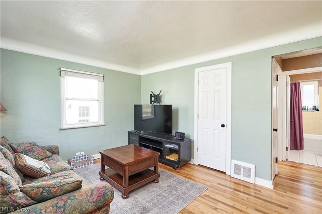 5961 Broadview Road, Parma, OH 44134