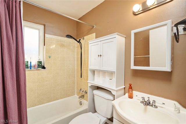 5961 Broadview Road, Parma, OH 44134