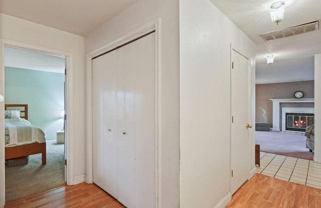 1754 Lakeshore Dr, Lodi, CA 95242