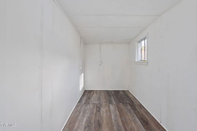 1802 Winchester Road, Shady Valley, TN 37688