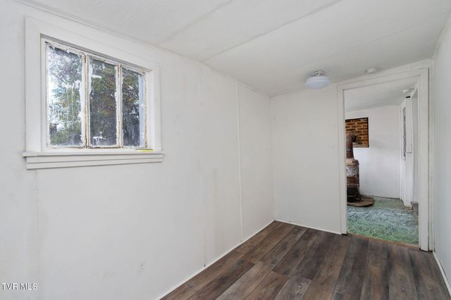 1802 Winchester Road, Shady Valley, TN 37688