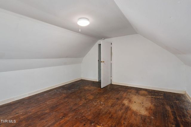 1802 Winchester Road, Shady Valley, TN 37688