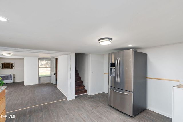 1802 Winchester Road, Shady Valley, TN 37688