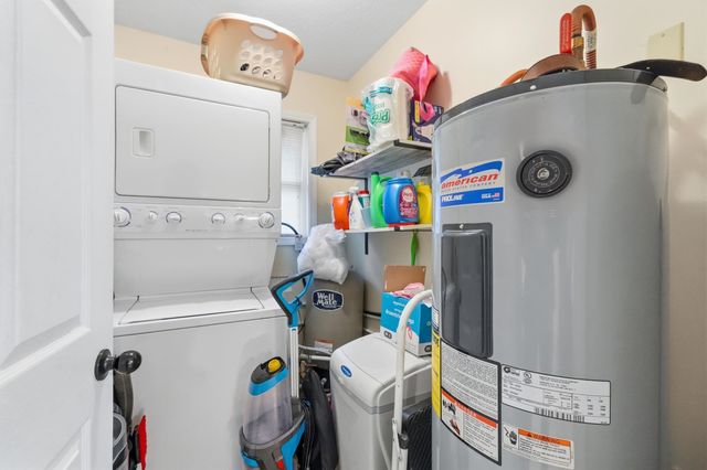 20 Lane 131 E Turkey Lake, Lagrange, IN 46761