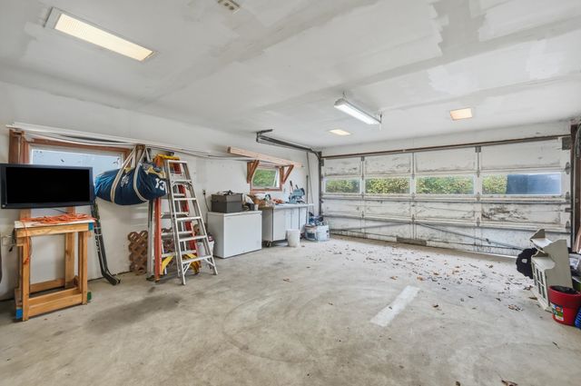 20 Lane 131 E Turkey Lake, Lagrange, IN 46761