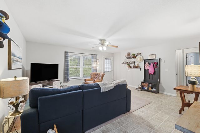 20 Lane 131 E Turkey Lake, Lagrange, IN 46761