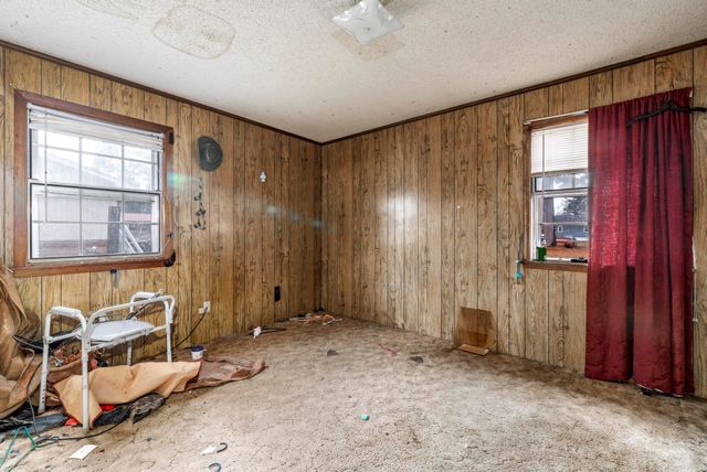 505 Meadowbrook Drive, Gurdon, AR 71743