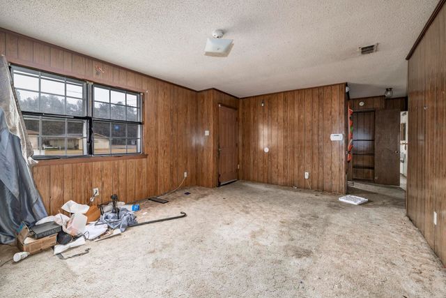 505 Meadowbrook Drive, Gurdon, AR 71743