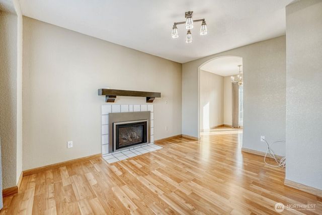 21237 SE 280th Street, Maple Valley, WA 98038