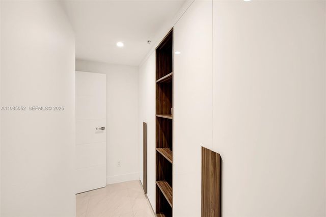 1500 Ocean Dr 1201, Miami Beach, FL 33139