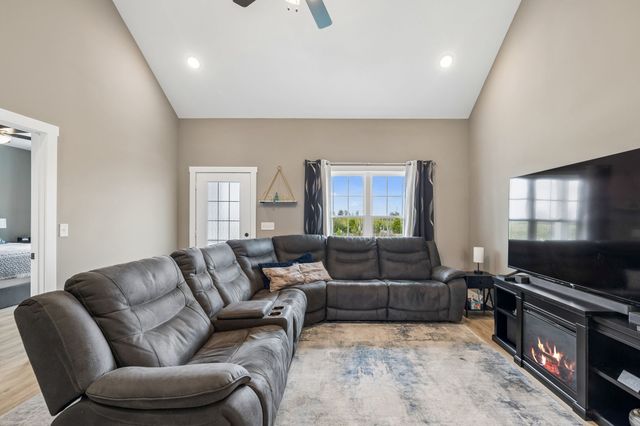 262 Herman Rd, Smithville, TN 37166