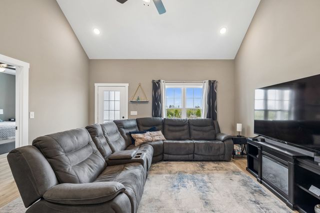 262 Herman Rd, Smithville, TN 37166