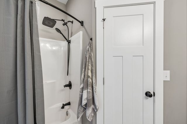 262 Herman Rd, Smithville, TN 37166