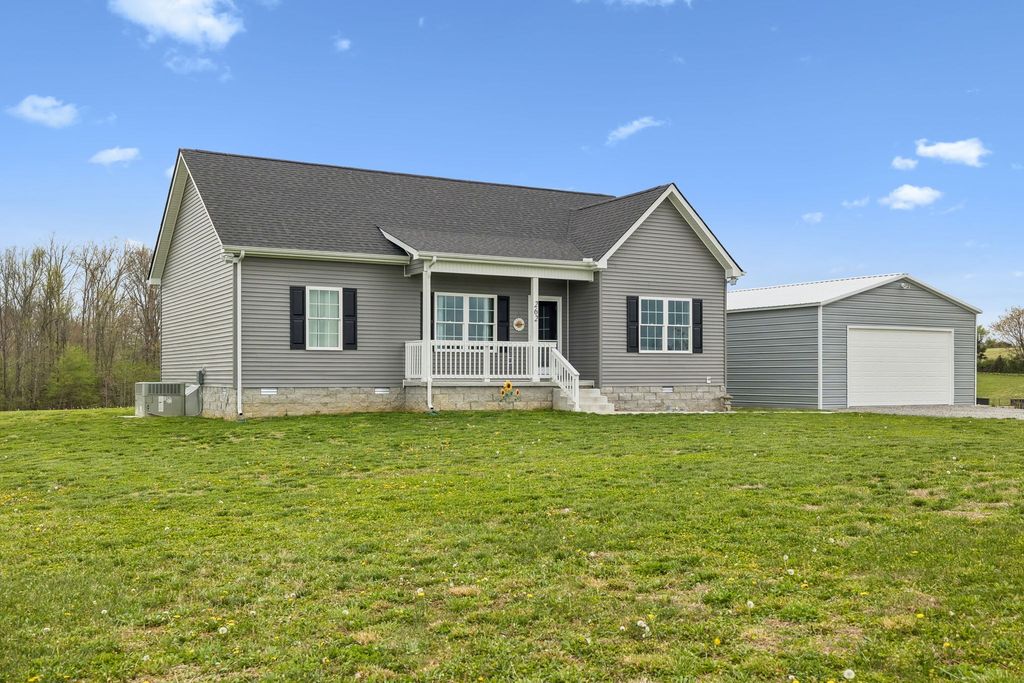 262 Herman Rd, Smithville, TN 37166