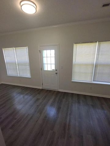 211 Congaree River Drive, Summerville, SC 29485