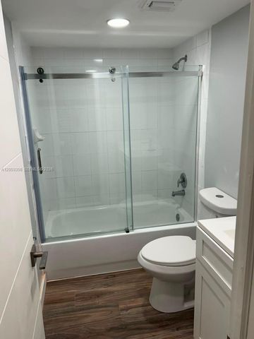 9320 Fontainebleau Boulevard 214, Miami, FL 33172