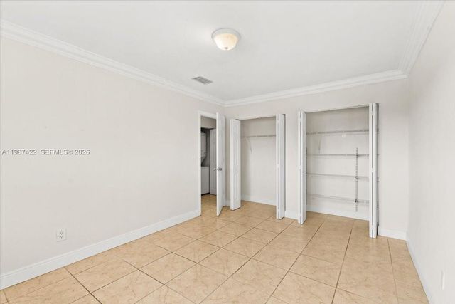 2323 Van Buren St 208, Hollywood, FL 33020