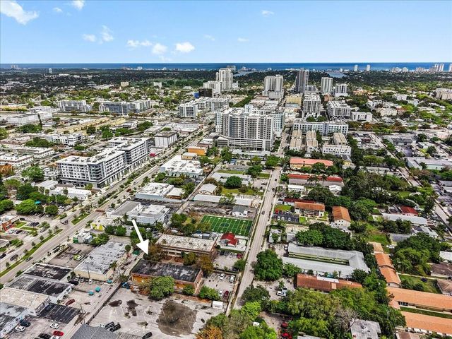 2323 Van Buren St 208, Hollywood, FL 33020